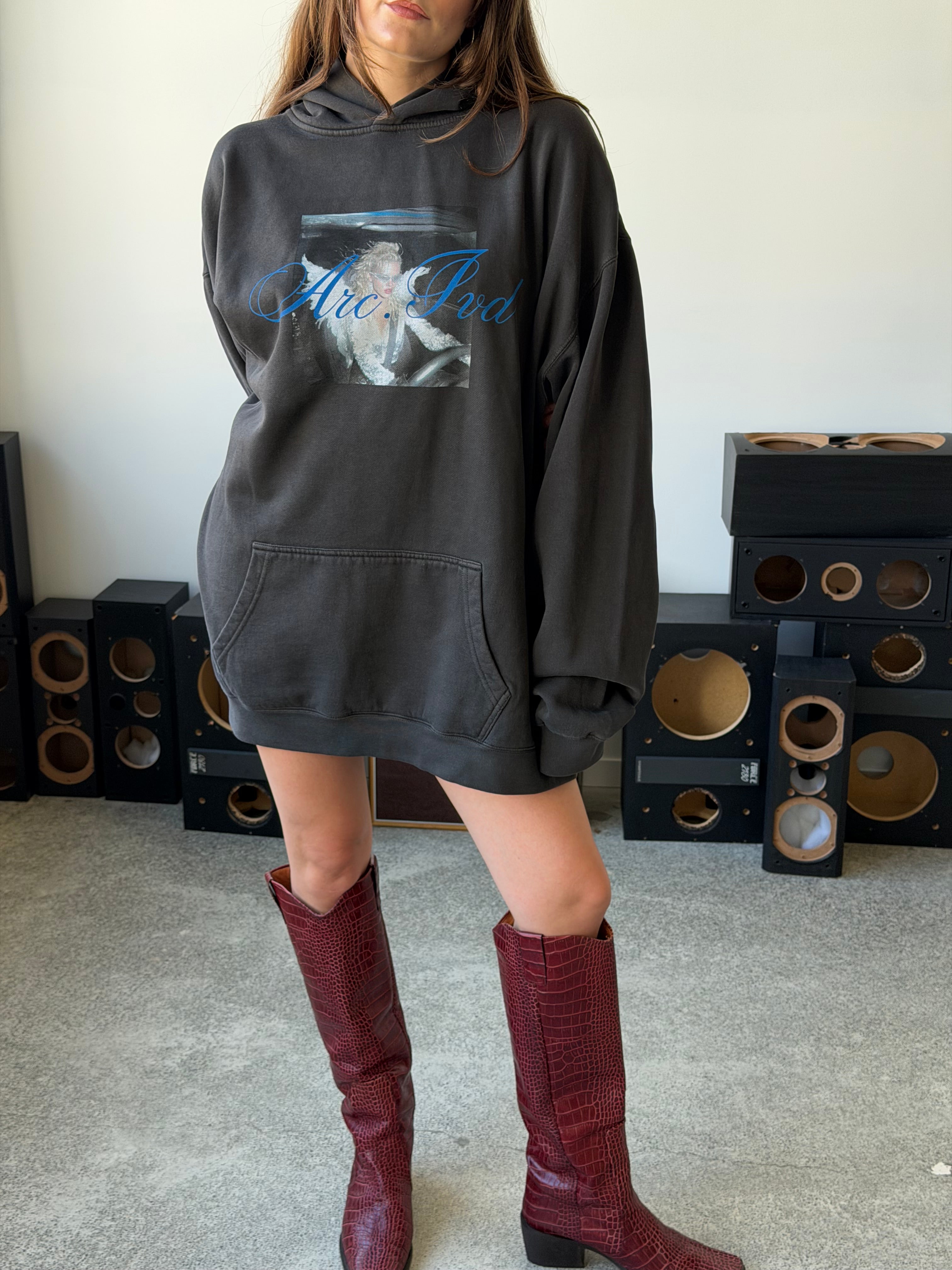 [Angel] Hood